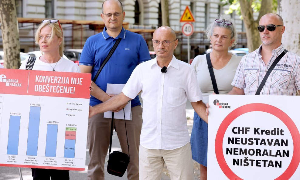 Udruga Franak upozorila je na djelovanje sutkinje Senije Ledić koja je donijela presudu o kreditima u 'švicarcima'