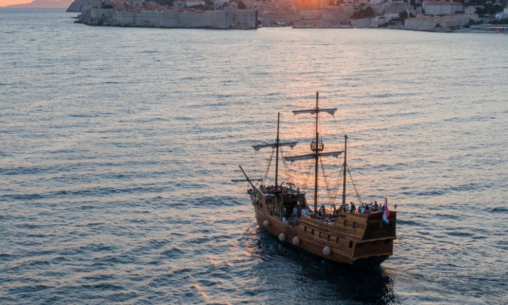Tirena