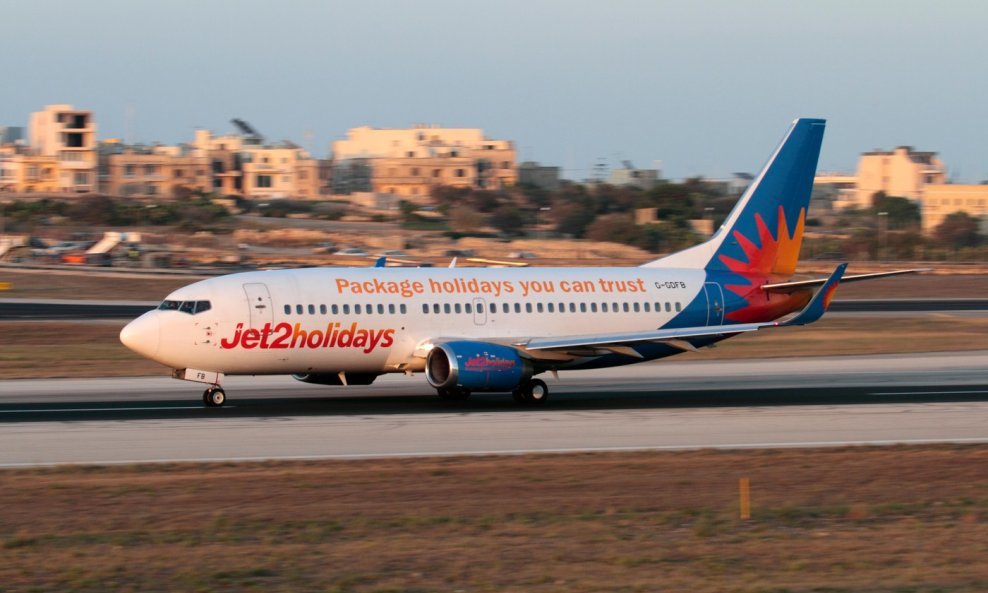 Avion Jet2 Holiday