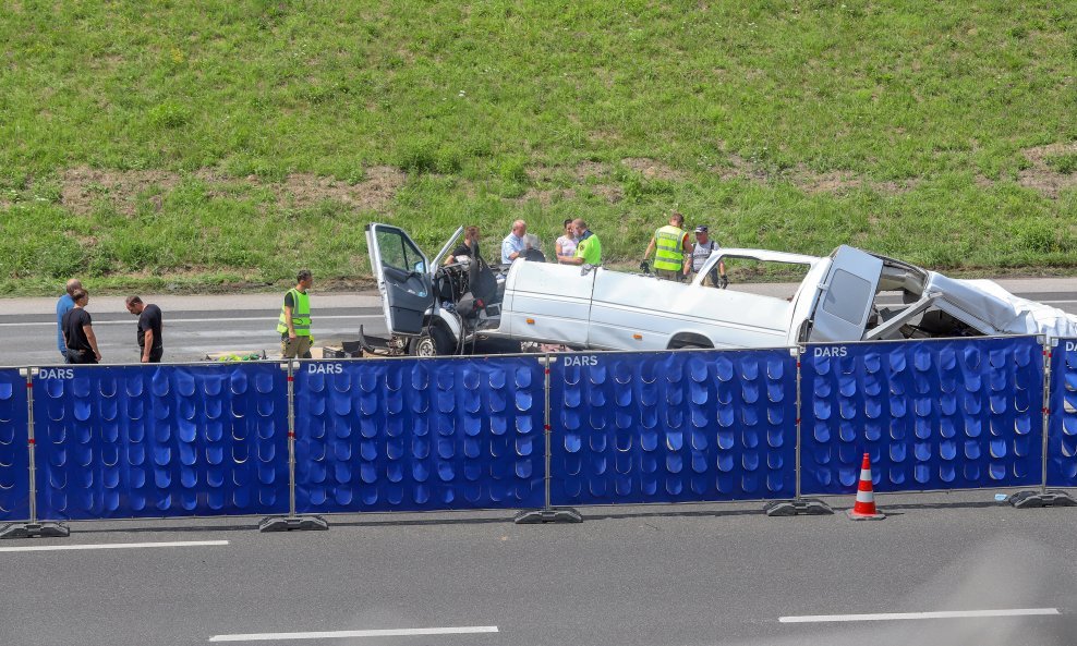 Prometna nesreća u Sloveniji