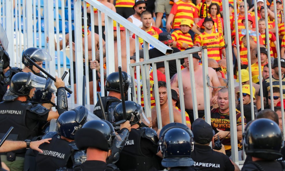 Sukob navijača na utakmici drugog kola kvalifikacija za Ligu konferencije izmedju FK Novi Pazar i FK Jagiellonia