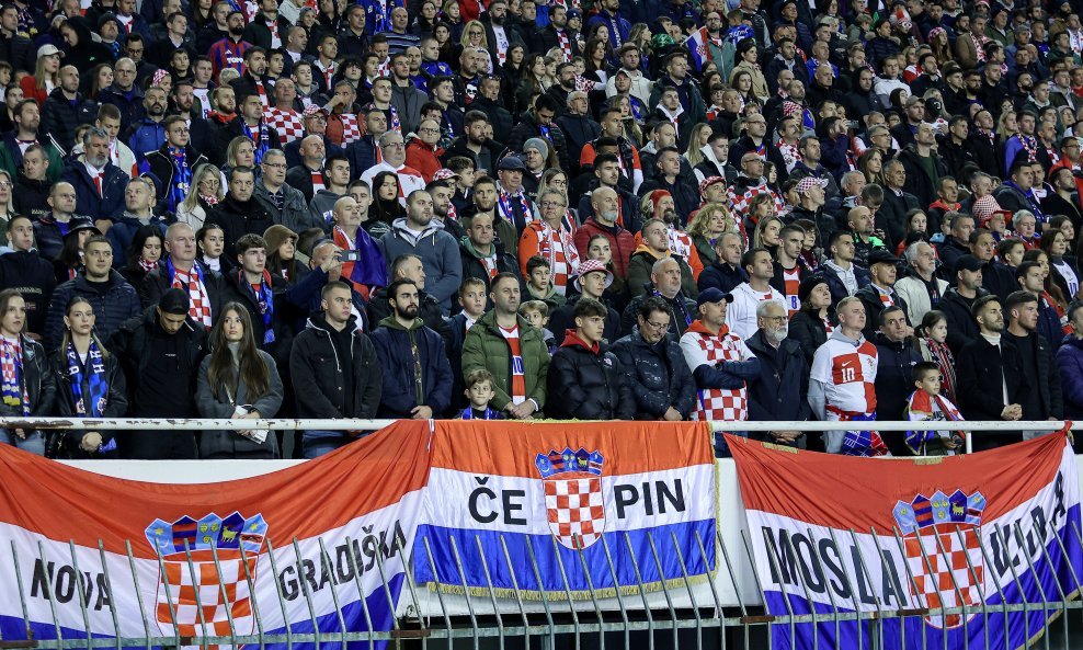 Hrvatski navijači