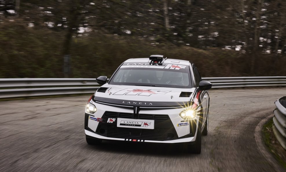 Lancia Ypsilon Rally4 HF
