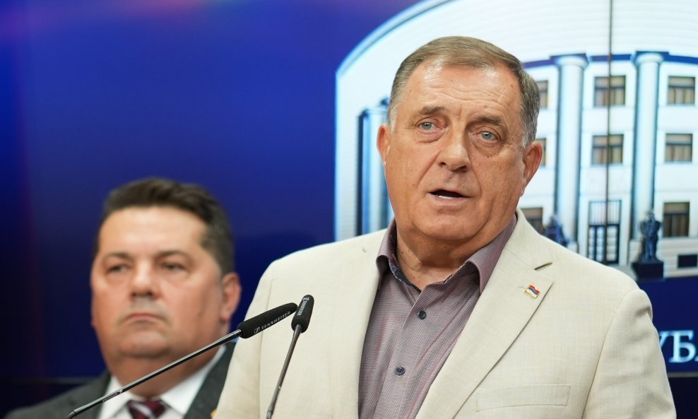 Milorad Dodik najavio je referendum na konferenciji za medije