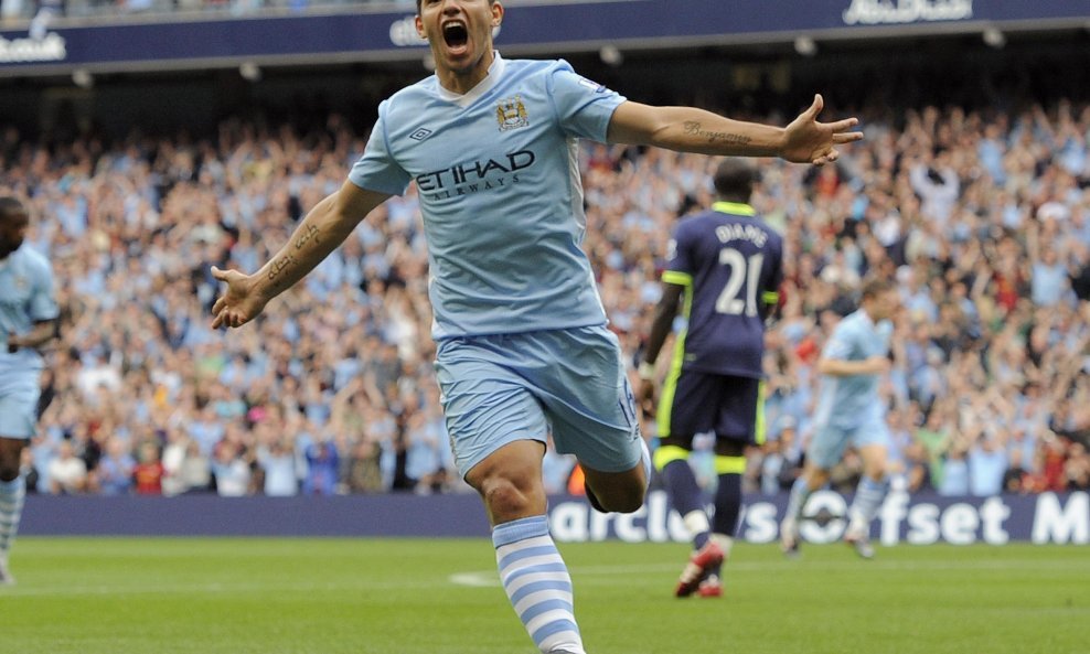 Aguero Manchester City 2011