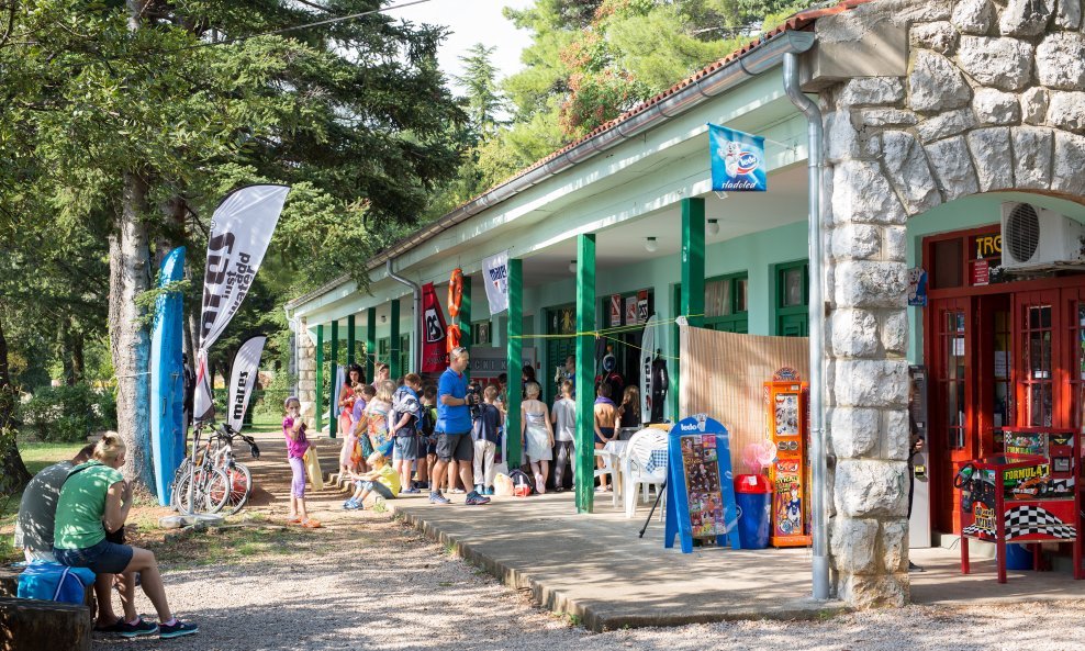 Hostel Stoimena nudi povoljan smještaj i zabavne sadržaje (ilustracija)