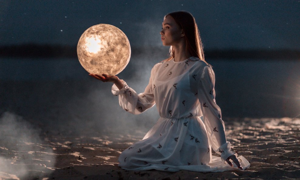 Pun Mjesec u Vodenjaku nije samo astrološki događaj, već i prilika za duboku osobnu preobrazbu