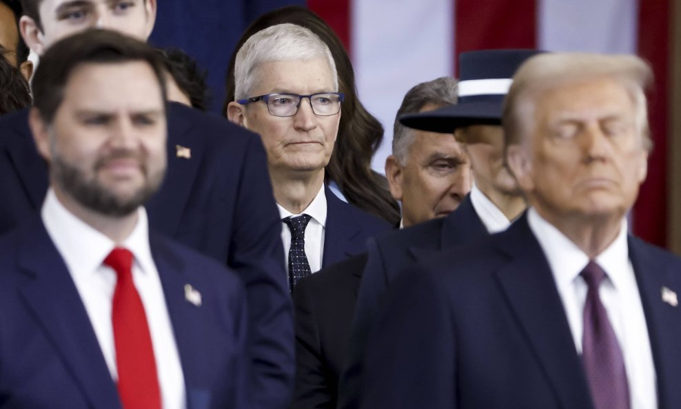 Tim Cook
