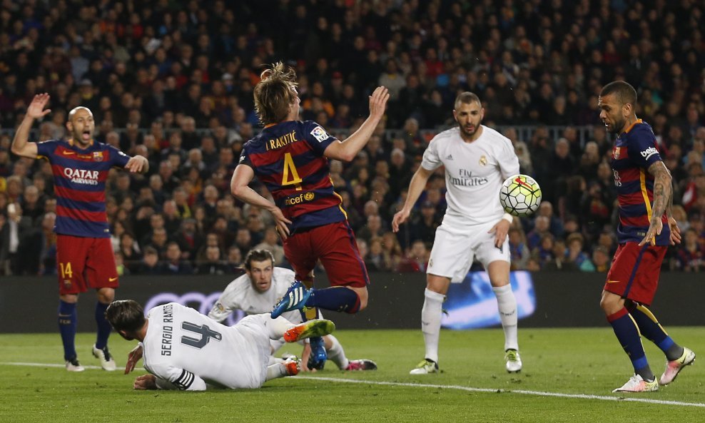 Ivan Rakitić FC Barcelona Real Madrid El Clasico