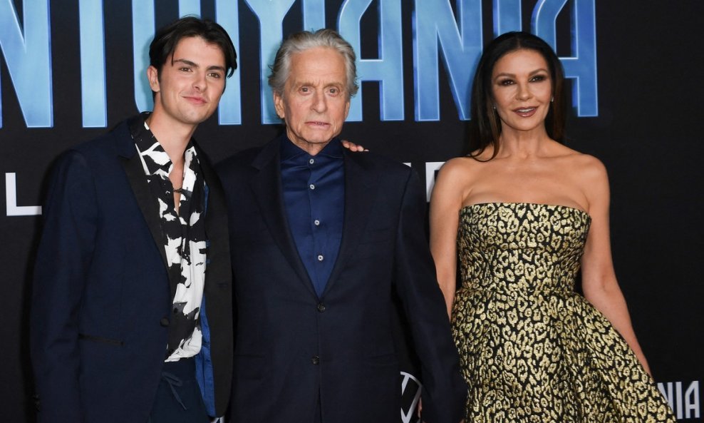 Dylan Michael Douglas, Michael Douglas i Catherine Zete-Jones