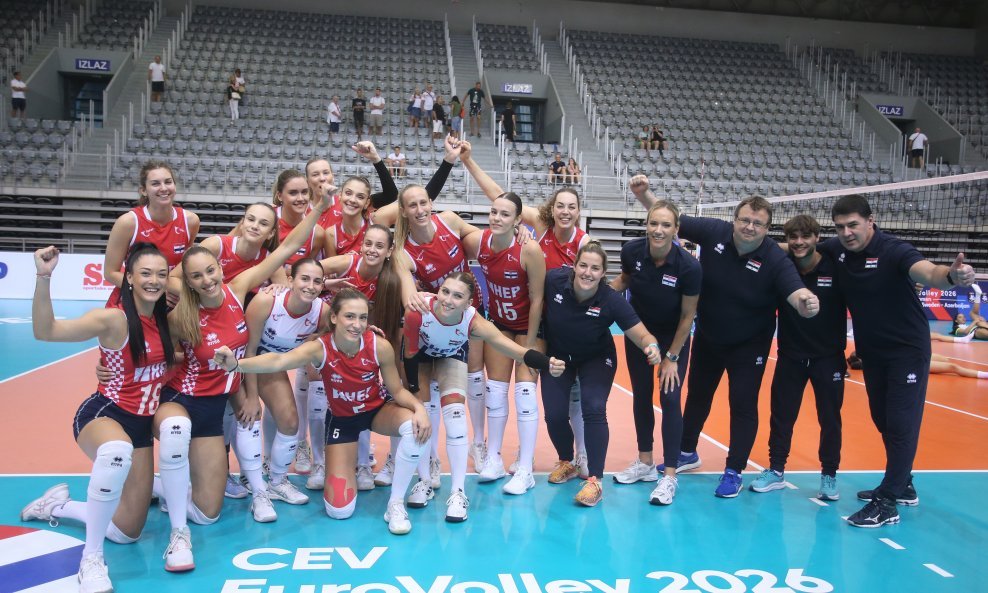 Hrvatska ženska odbojkaška reprezentacija