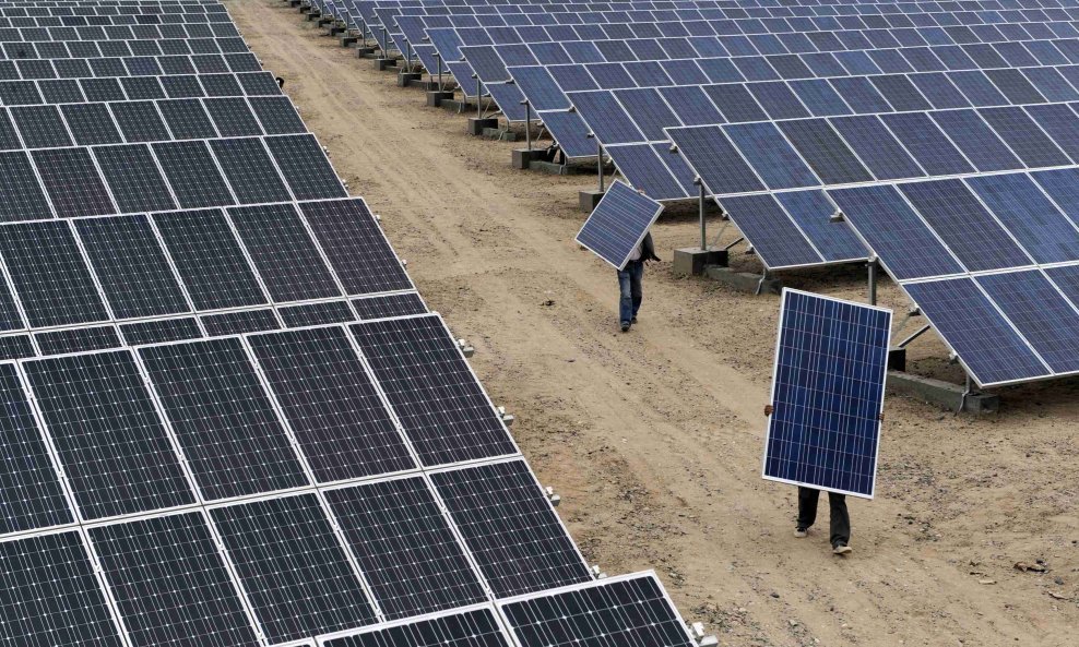 Solarni paneli