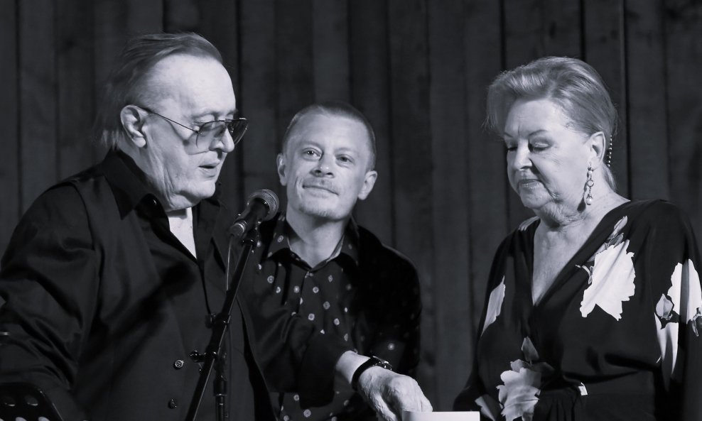 Arsen i Matija Dedić, Gabi Novak