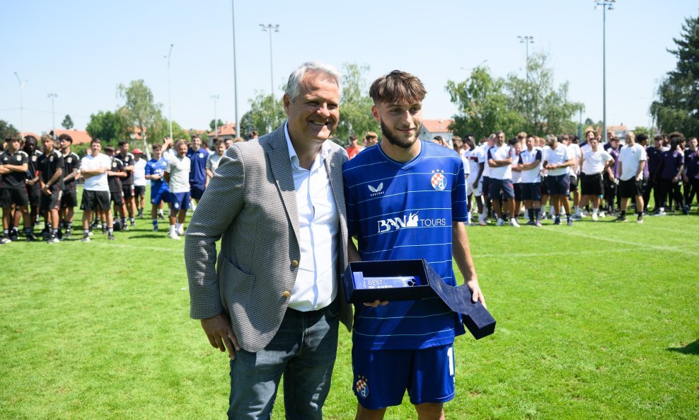 Najbolji igrač turnira Mladen Ramljak - Karlo Zulfić