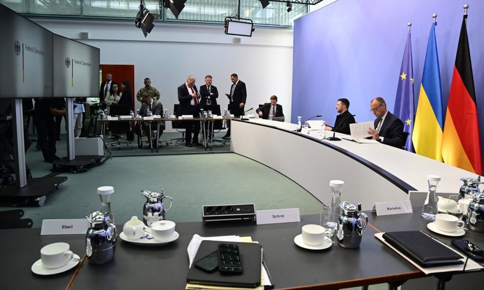 Friedrich Merz i Volodimir Zelenski, virtualni sastanak