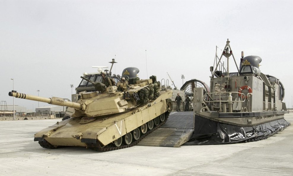 Poljaci su nabavili Abrams M1A1 od američkih marinaca