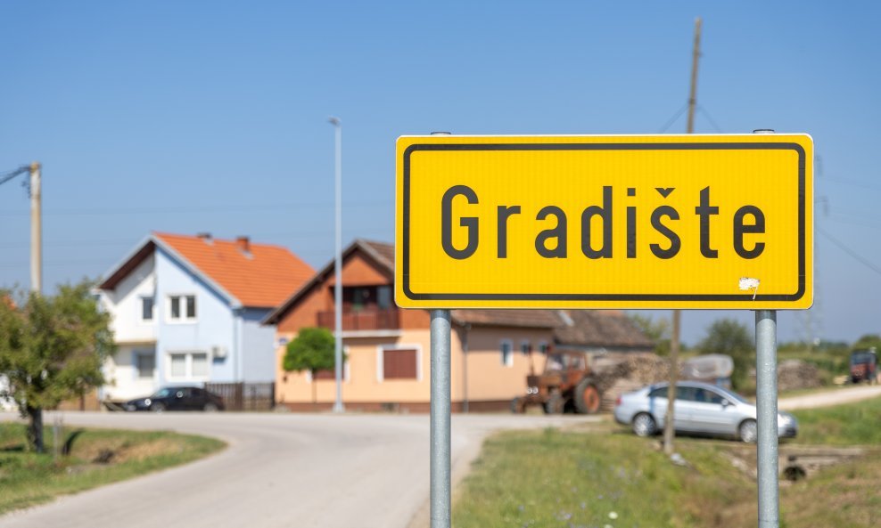Ulazak u mjesto Gradište u Vukovarsko-srijemskoj županiji