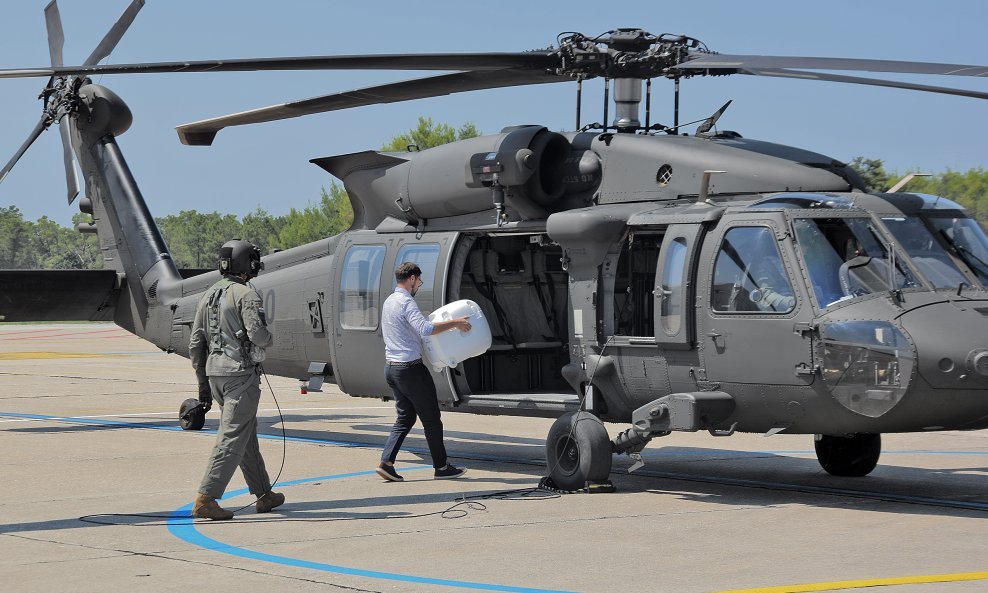 Helikopterom HRZ-a srce za transplantaciju stiglo iz Zadra u Zagreb