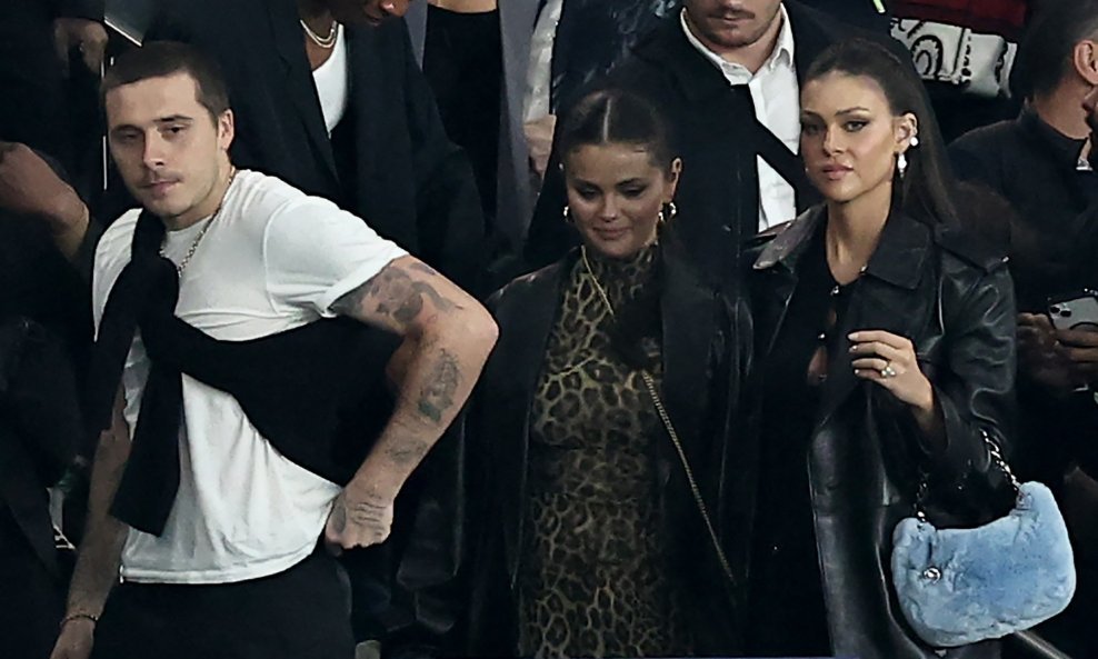 Brooklyn Beckham, Selena Gomez i Nicola Peltz