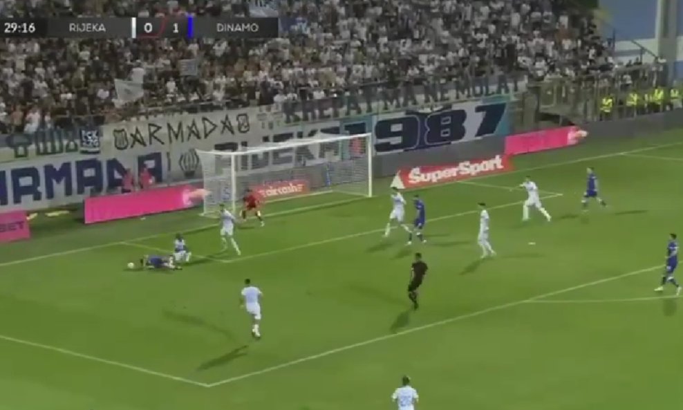 Penal za Dinamo