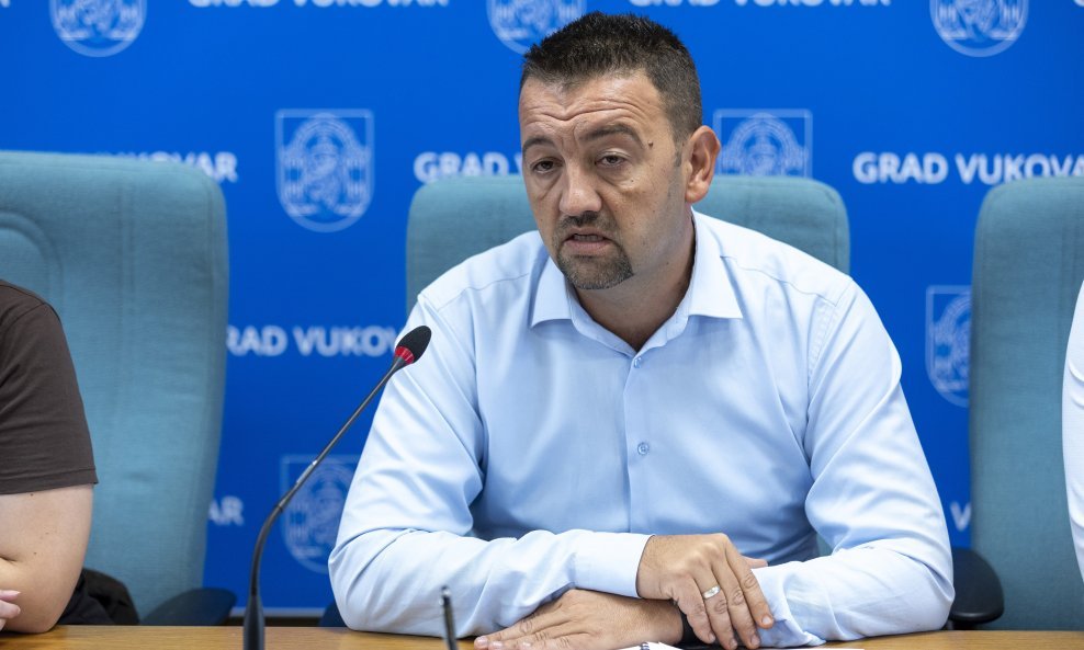 Marijan Pavliček, gradonačelnik Vukovara