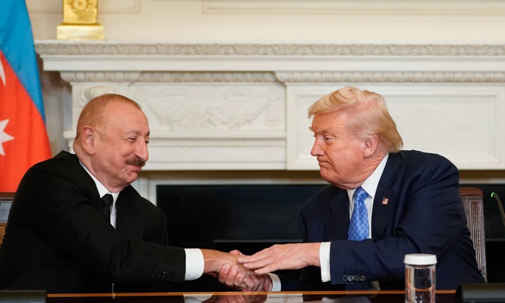 Ilham Alijev i Donald Trump