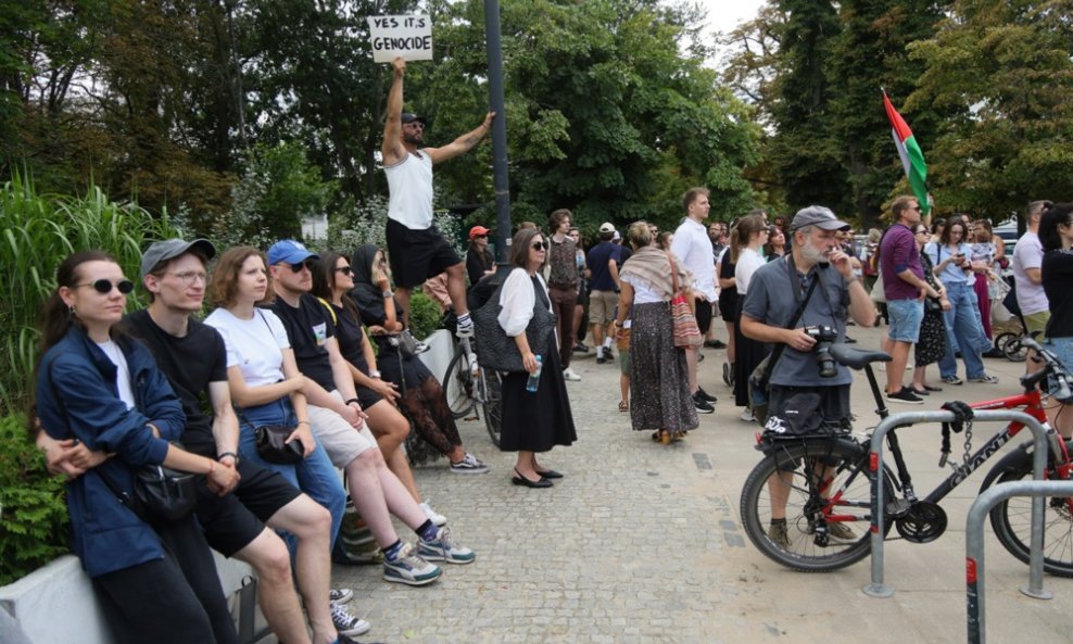 Poljaci su protiv slanja svojih vojnika u Rusiju
