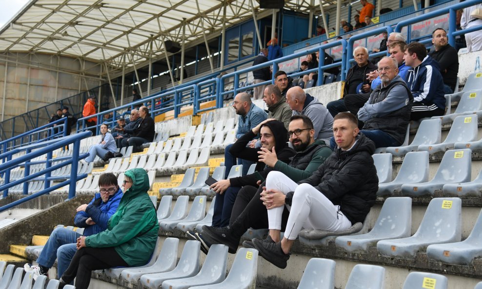 Stadion Ivan Kušek - Apaš