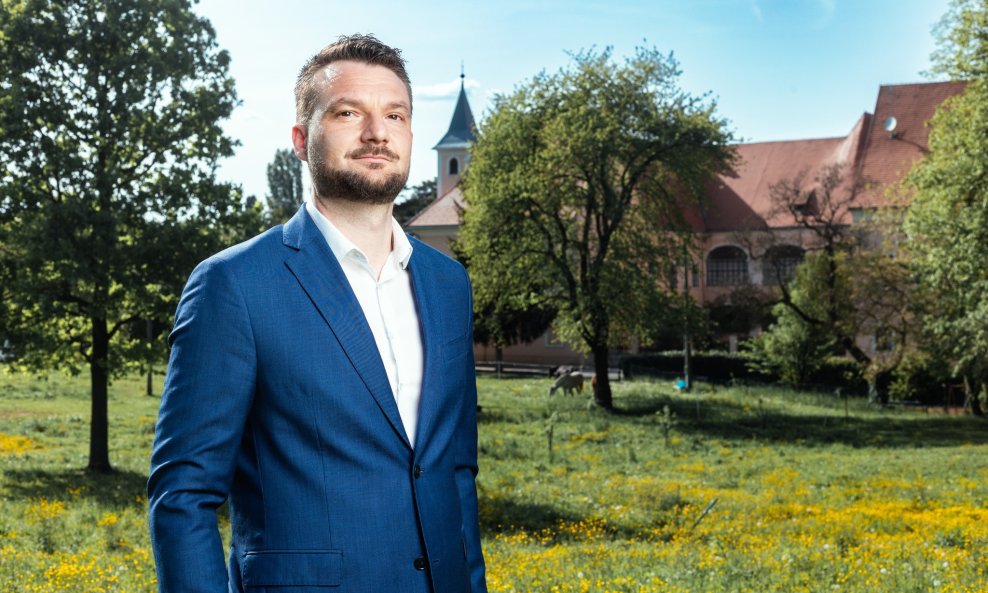 Karlo Novosel