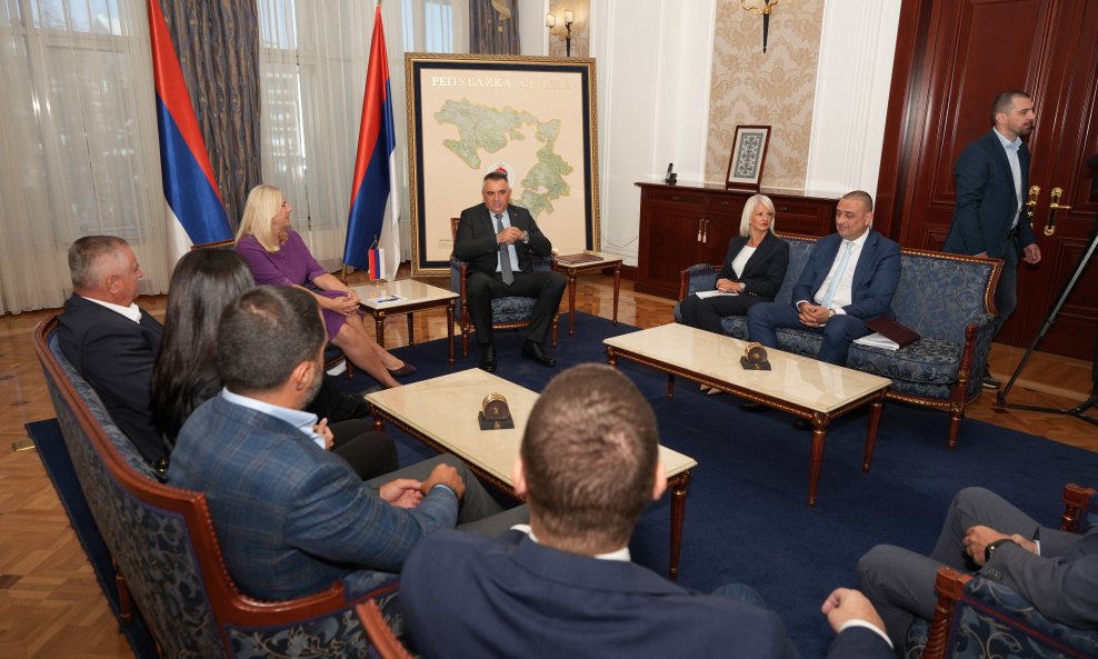 Mandatar za sastav nove Vlade Republike Srpske Savo Minić održava konzultacije s predstavnicima stranaka oko sastava nove Vlade