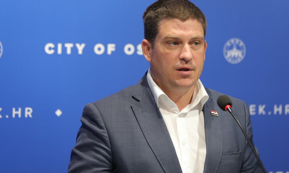 Oleg Butković, ministar prometa