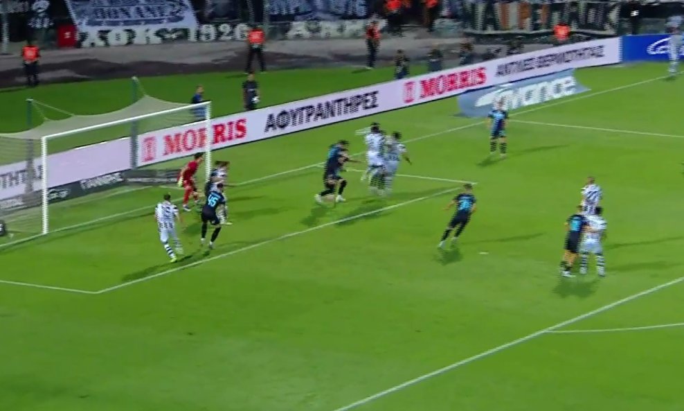 Pogodak PAOK-a