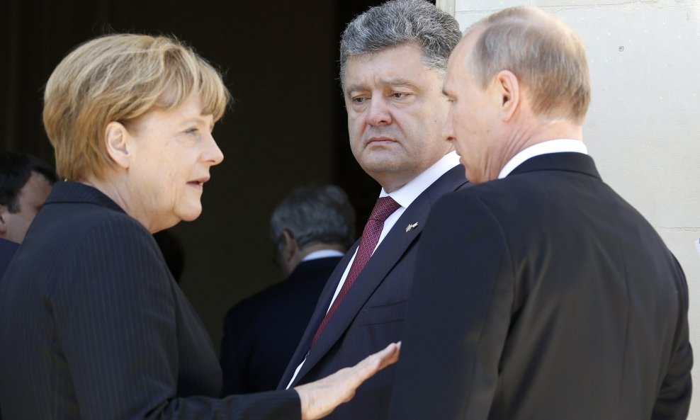 Petro Porošenko, Vladimir Putin i Angela Merkel