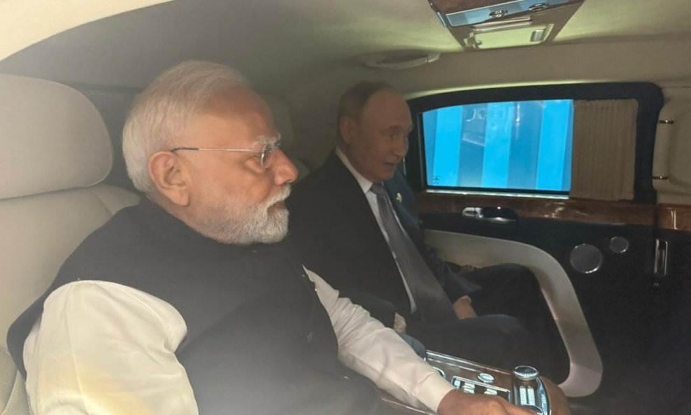 Narendra Modi i Vladimir Putin