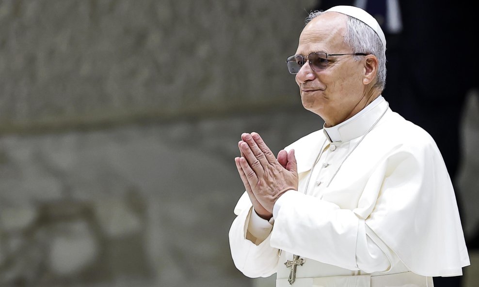Papa Lav XIV.