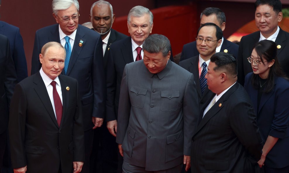 Vladimir Putin, Xi Jinping, Kim Jong Un u Pekingu