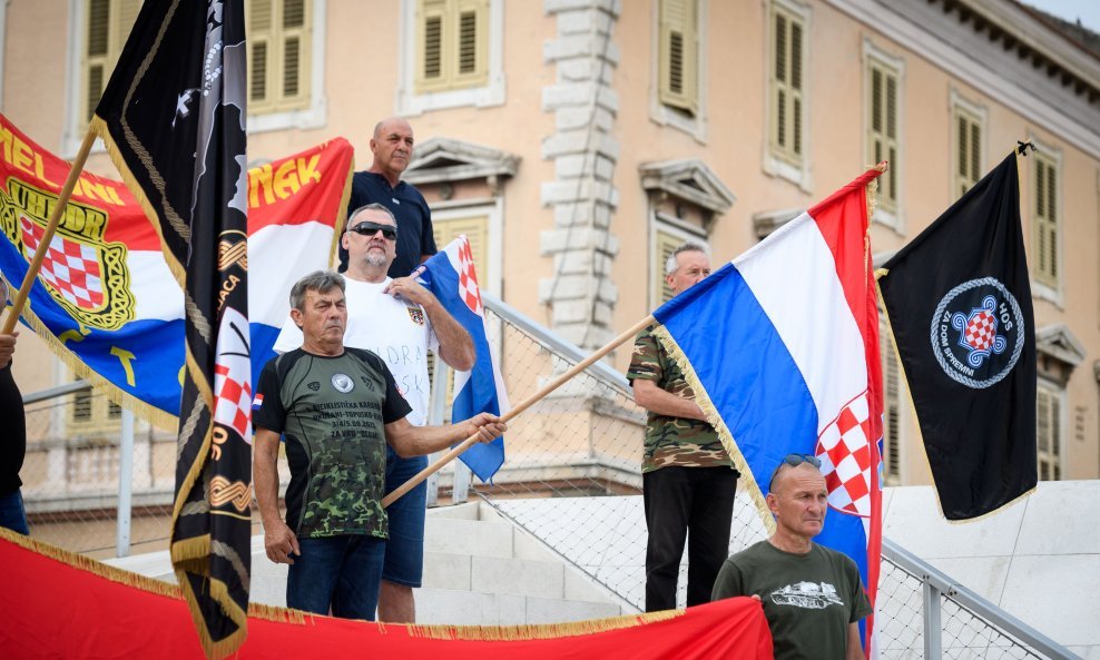 Prosvjed branitelja zbog festivala 'Fališ' u Šibeniku