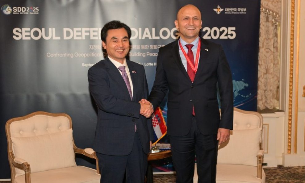 Ministar obrane RH Ivan Anušić u Seulu, Republika Koreja