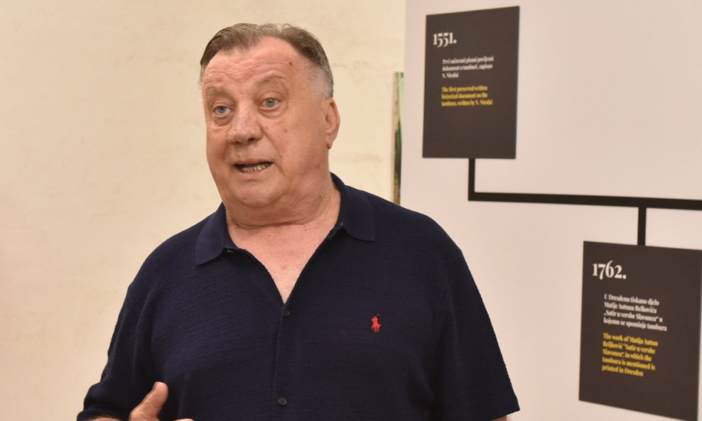 Halid Bešlić
