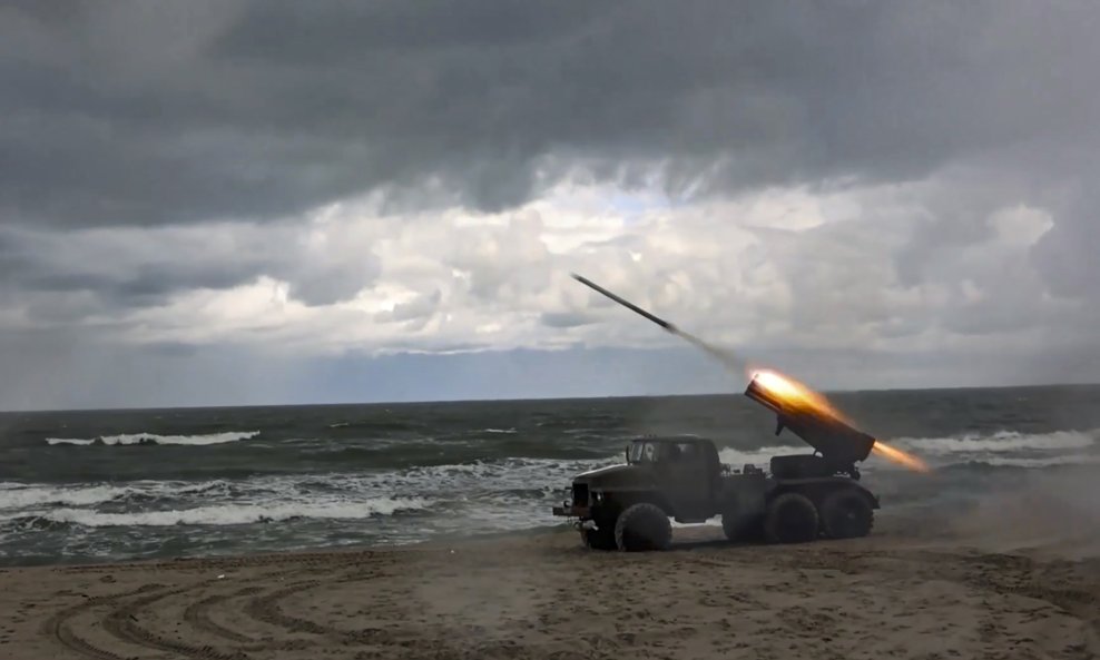 Zajednička vojna vježba Rusije i Bjelorusije - Zapad 2025