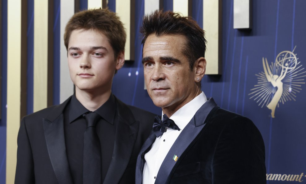 Colin Farrell sa sinom Henryjem