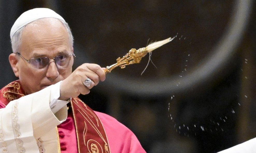 Papa Lav XIV.