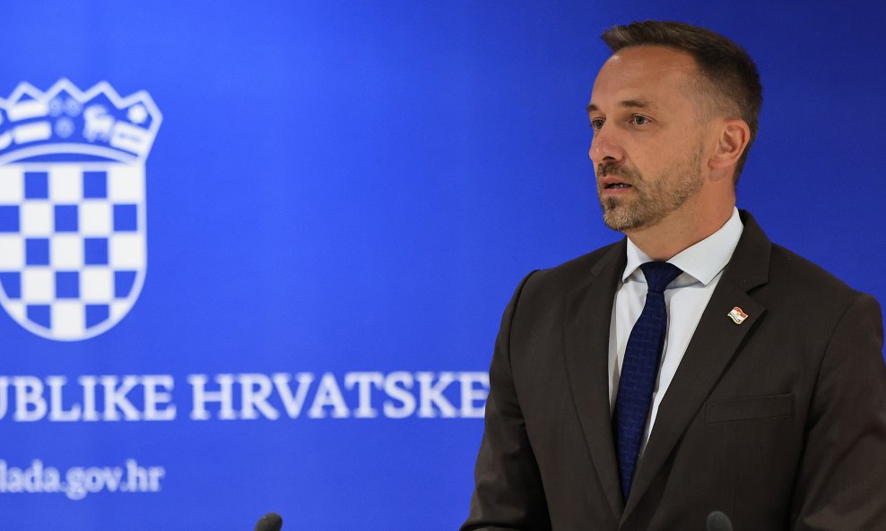 Marin Piletić, ministar rada