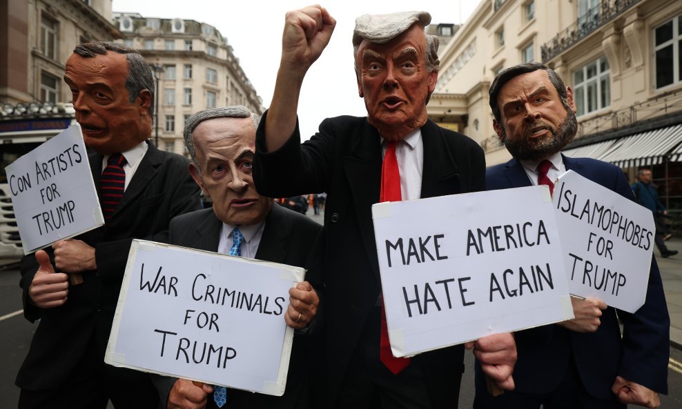 Prosvjed zbog Trumpova dolaska u Londonu
