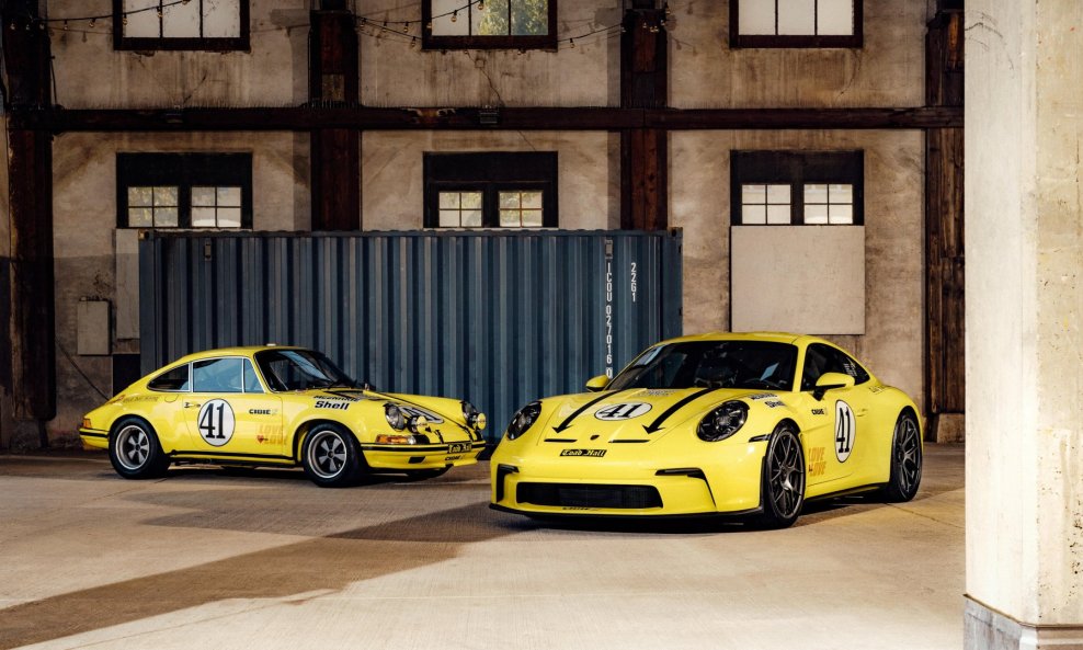 Porsche: dvije generacije 911 S/T