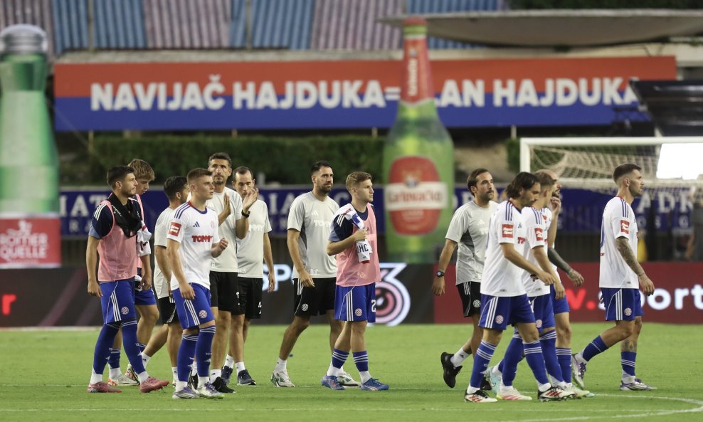 Igrači Hajduka nakon derbija
