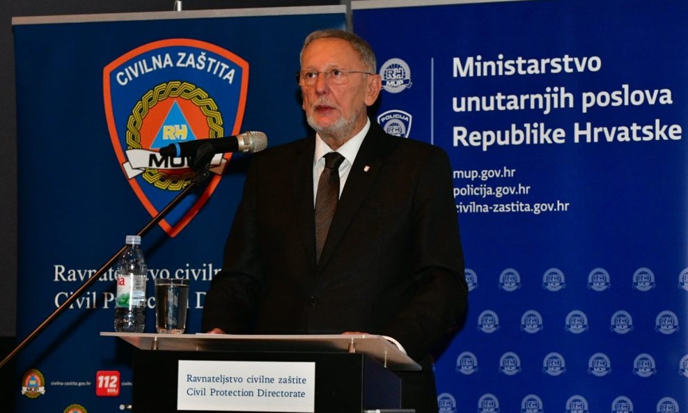 Davor Božinović