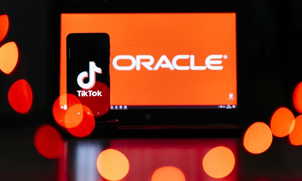 TikTok, Oracle