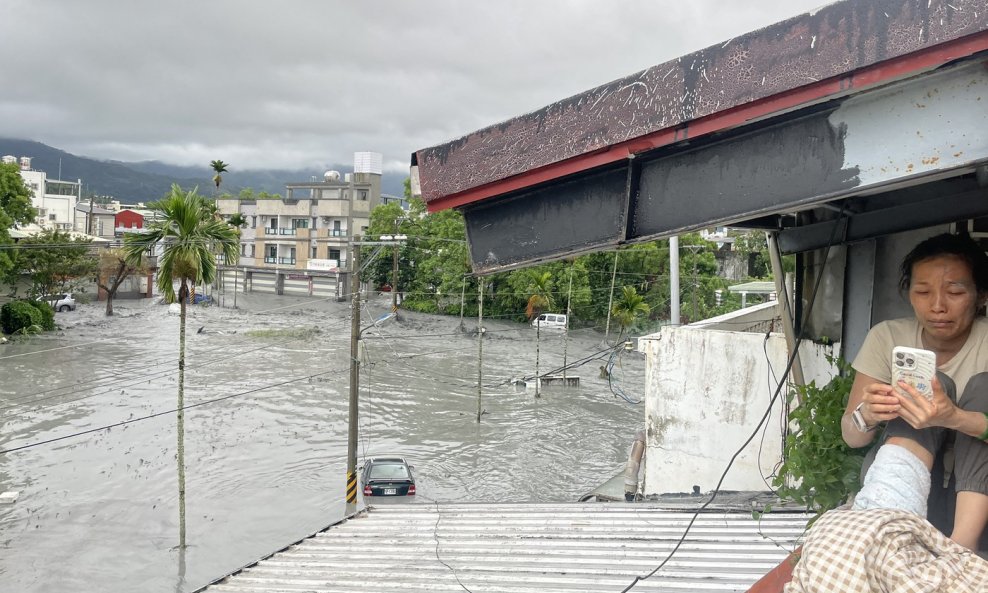 Posljedice supertajfuna Ragasa na Tajvanu