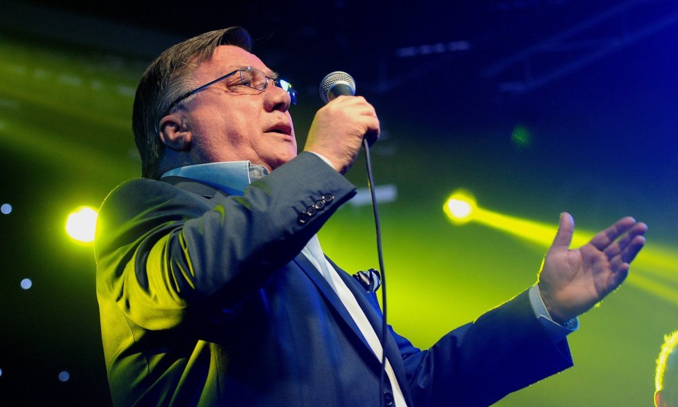Halid Bešlić
